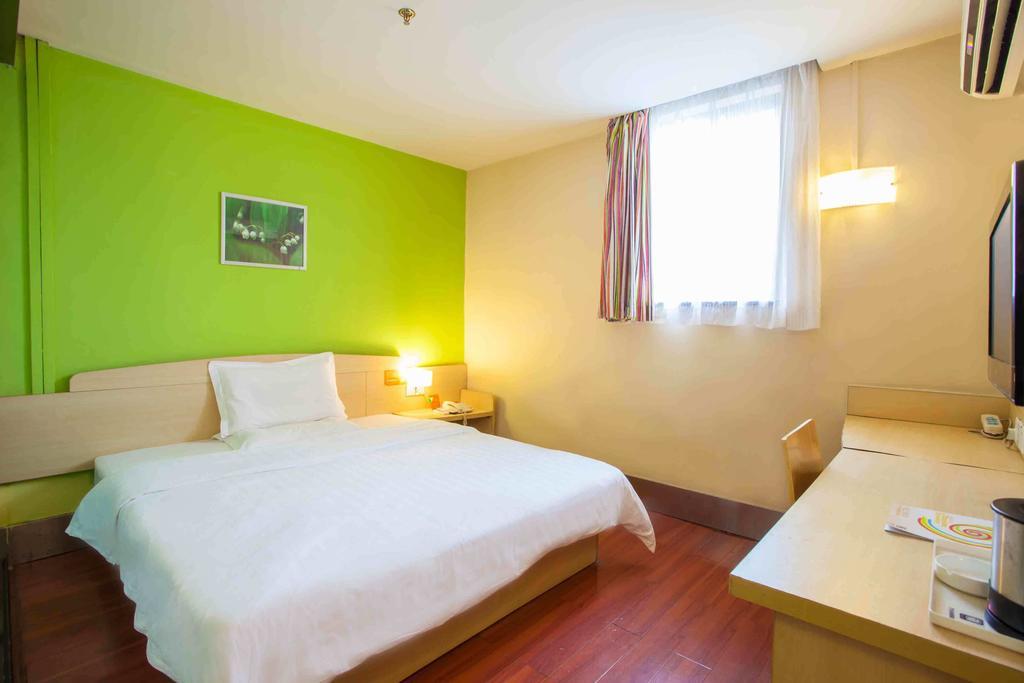 7Days Inn Changsha Xiangjiazhong Road Kaifu Temple Room photo