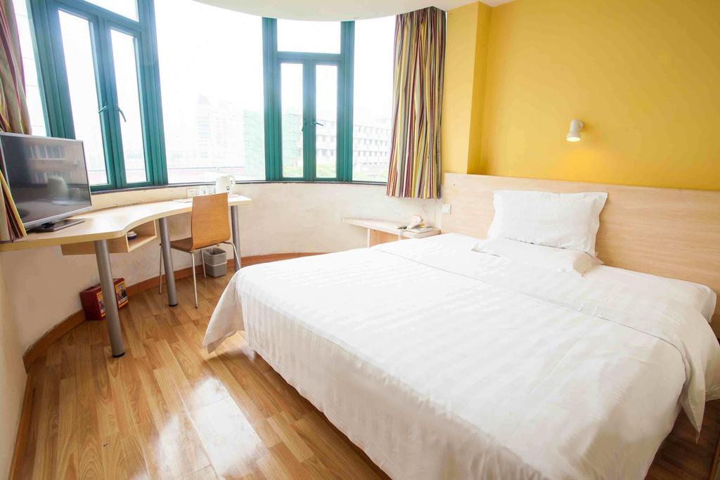7Days Inn Changsha Xiangjiazhong Road Kaifu Temple Room photo